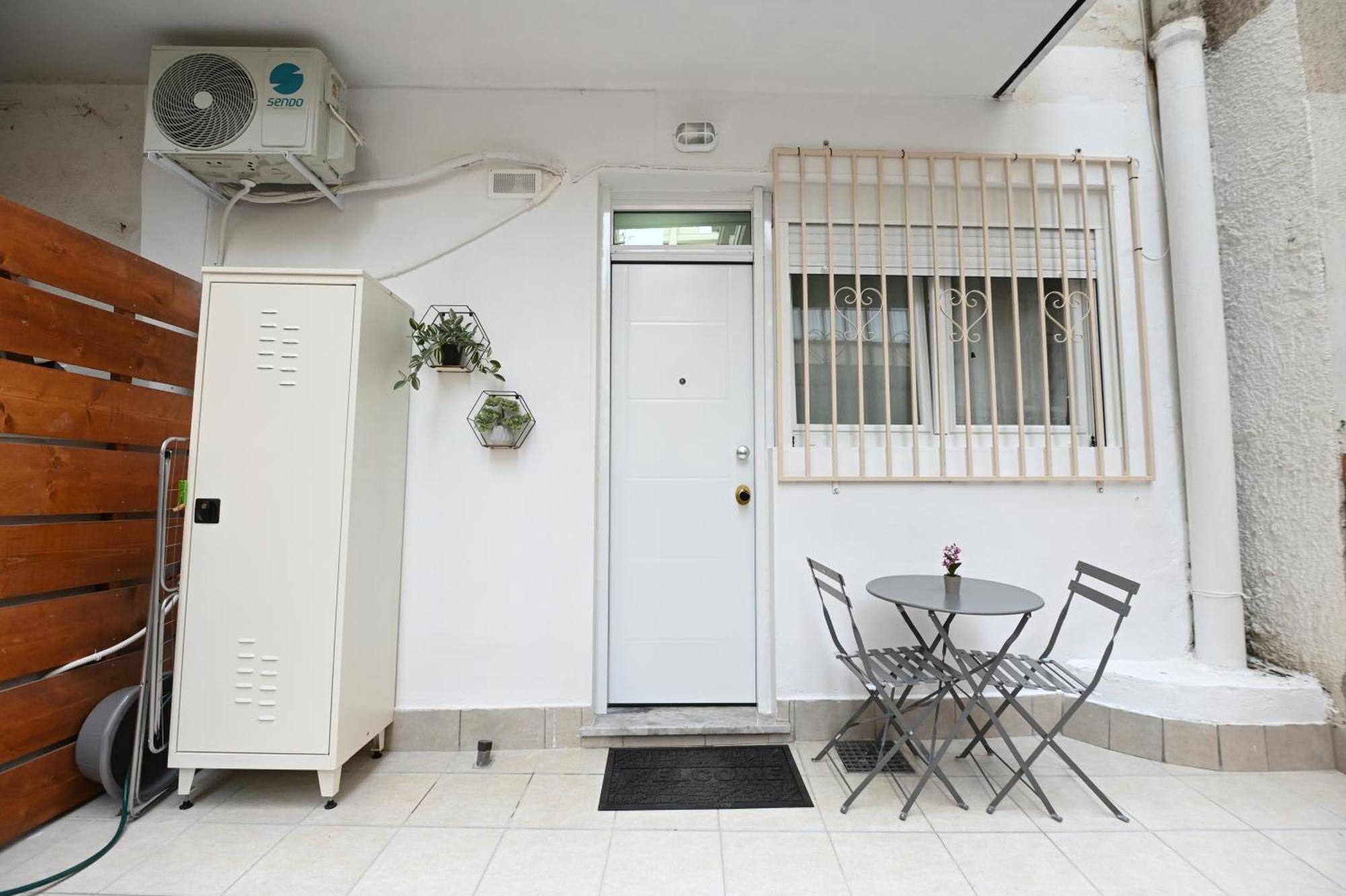 Modern At Selanik
